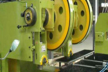 沈陽(yáng)二手設(shè)備翻新噴漆哪種漆適合？市場(chǎng)調(diào)查結(jié)果揭曉